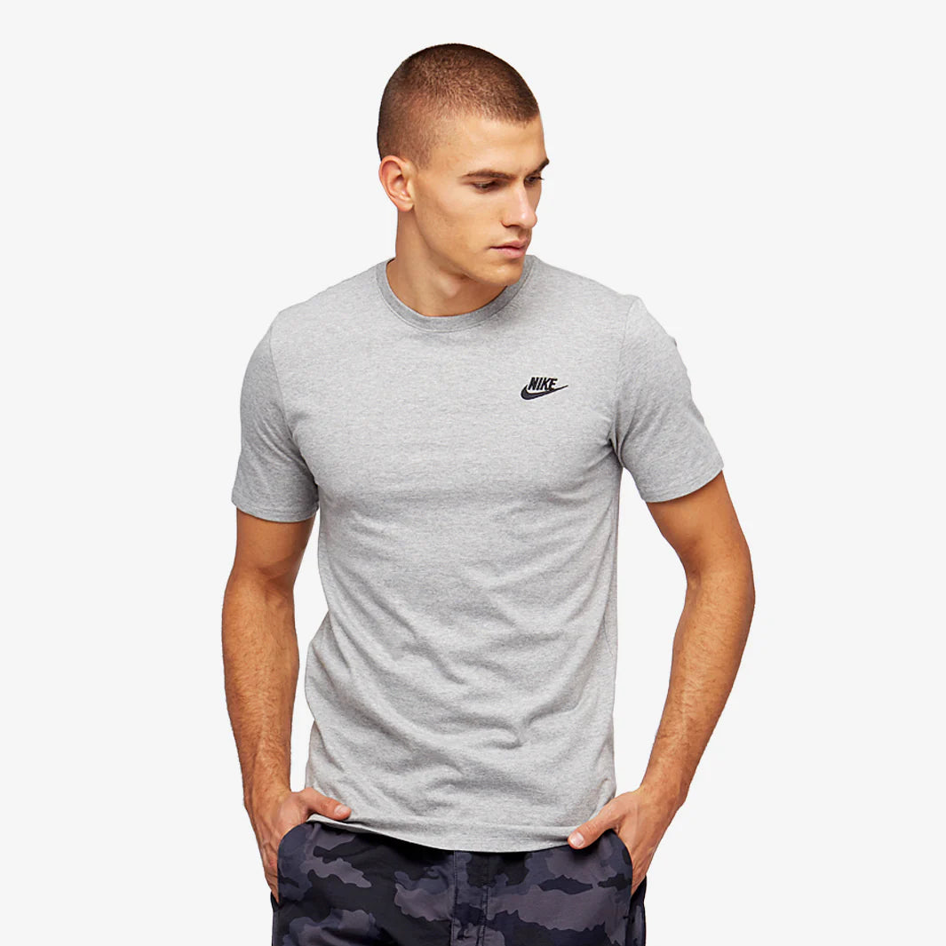 Nike Essential T-Shirt